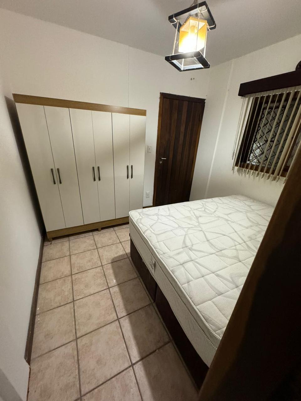Quarto ITA-03-02 — Itacorubi, Florianópolis, foto 1 de 2