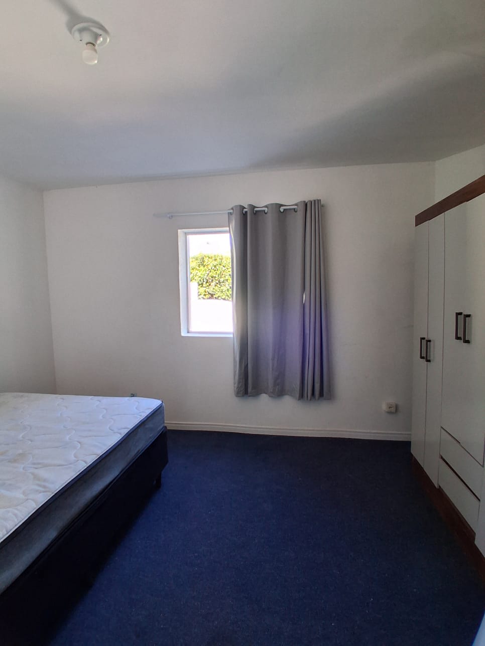Quarto COR-03-03 — Córrego Grande, Florianópolis
