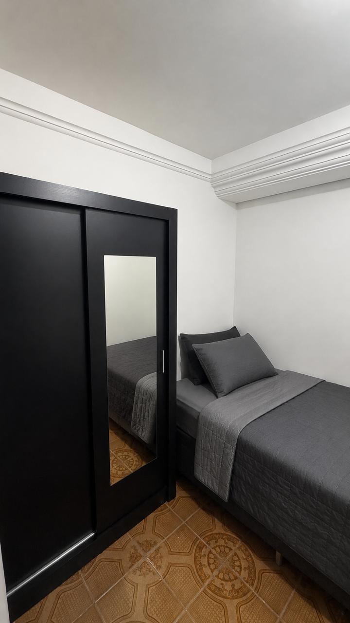 Quarto SAN-01-03 — Santa Mônica, Florianópolis, foto 2 de 2