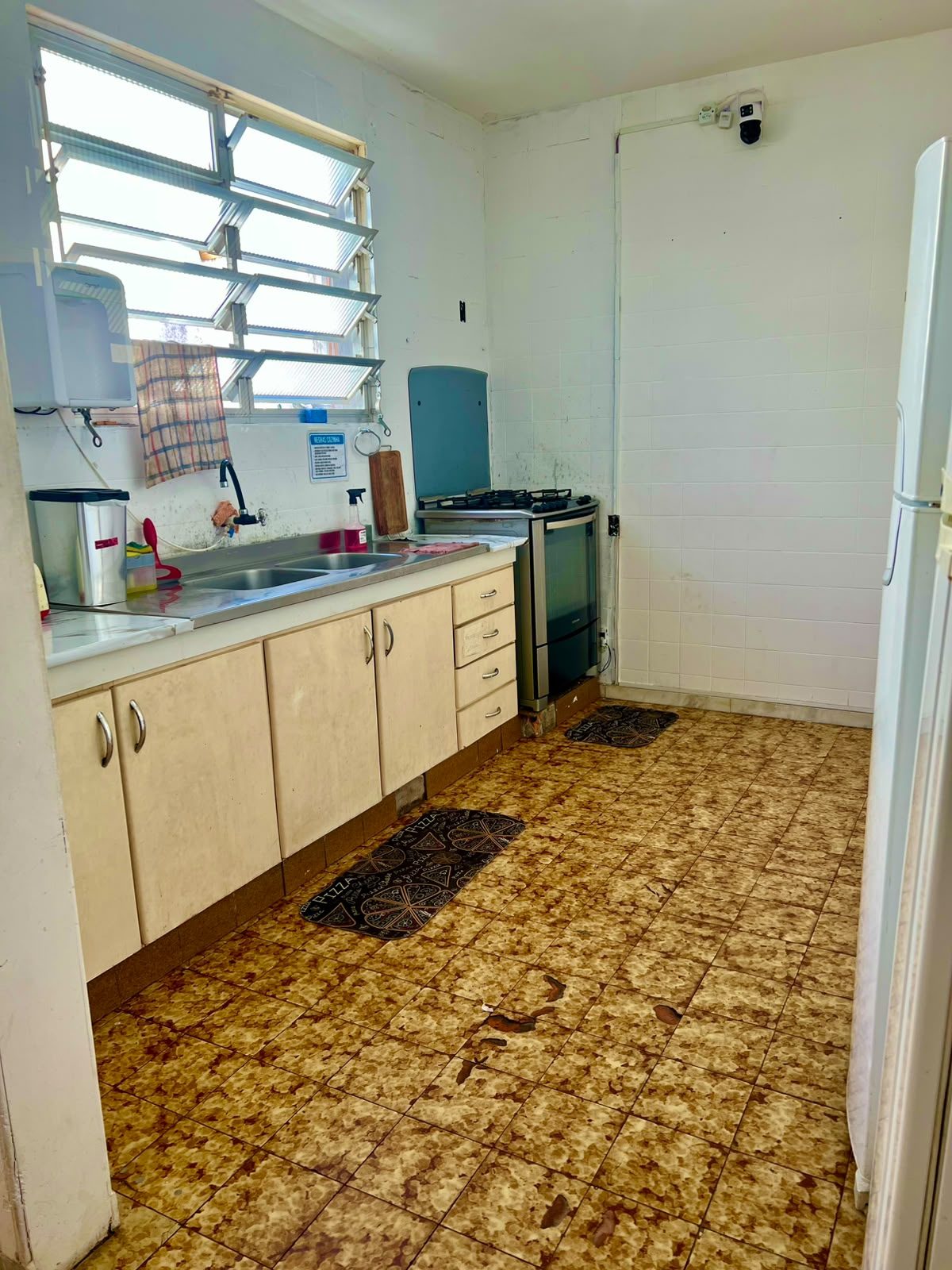 Quarto ITA-02-02 — Itacorubi, Florianópolis, foto 6 de 25