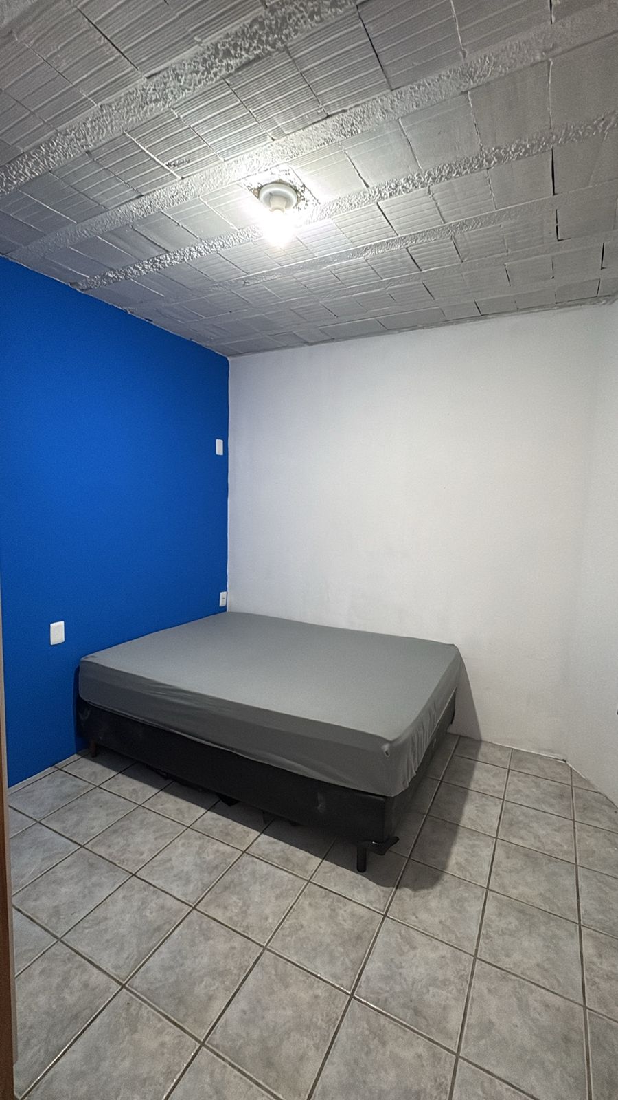 Quarto COR-03-01 — Córrego Grande, Florianópolis, foto 1 de 2